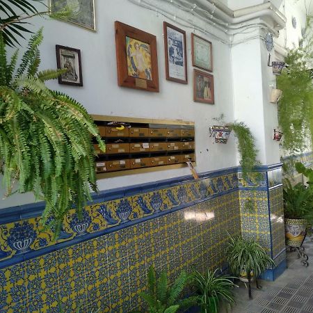 Wish Suite Patio De Las Flores Deluxe Seville Exterior photo